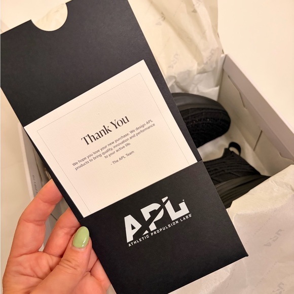 NWT APL TECHLOOM ZIPLINE - UNISEX (W6.5) - Picture 10 of 13